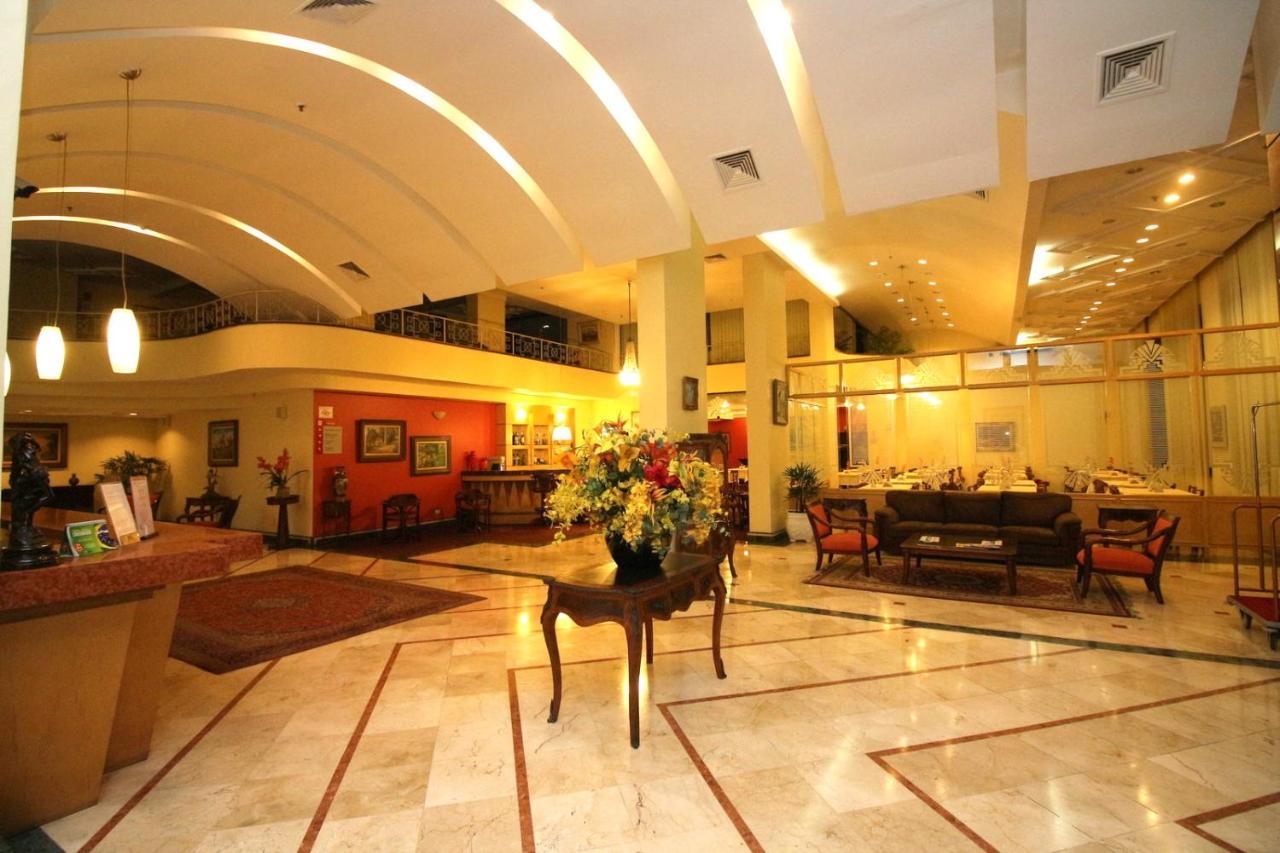 Hotel Carlton Plaza São José dos Campos Zewnętrze zdjęcie